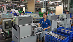 艾普智能儀器—定子測(cè)試系統(tǒng)在國(guó)外某大型企業(yè)批量應(yīng)用現(xiàn)場(chǎng)