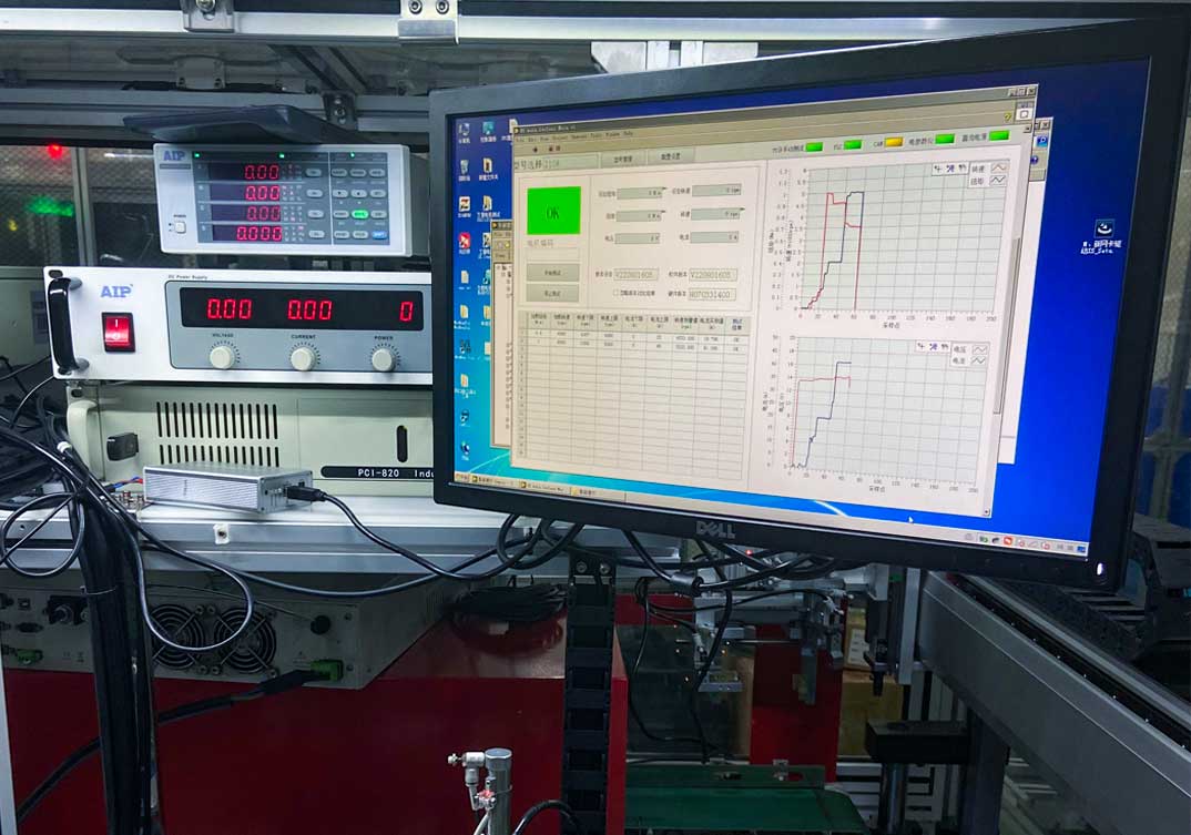 新能源汽車電機(jī)電參數(shù)測(cè)量?jī)x應(yīng)用現(xiàn)場(chǎng)—艾普智能.jpg 新能源汽車電機(jī)電參數(shù)測(cè)量?jī)x應(yīng)用現(xiàn)場(chǎng)—艾普智能.jpg