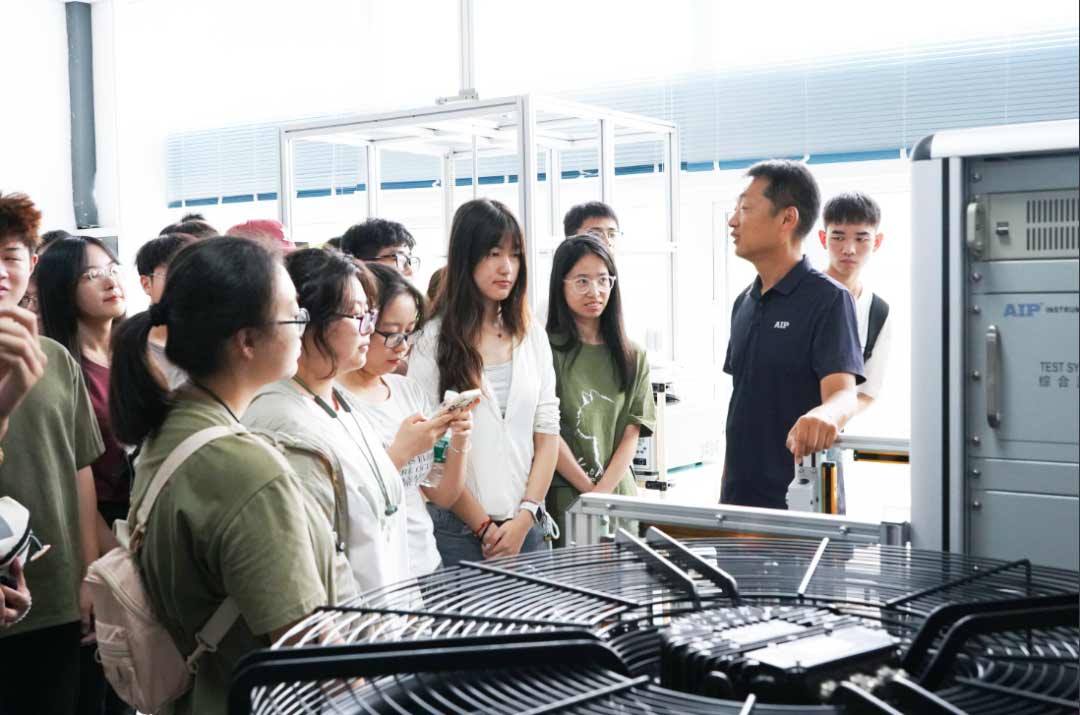 中國石油大學（華東）師生走進艾普智能，攜手共促產學研深度融合