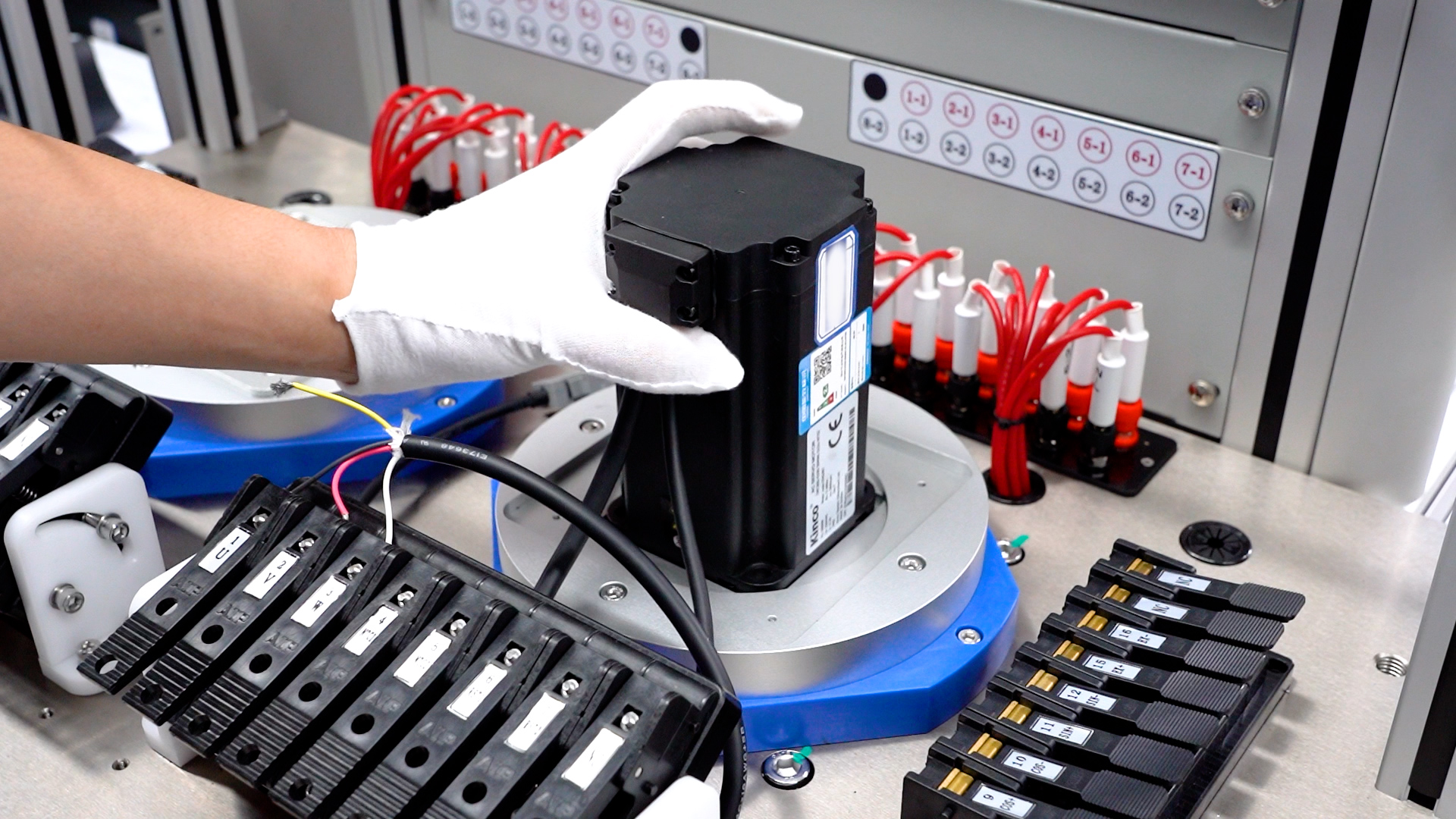 伺服電機測試系統應用現場—AIP艾普